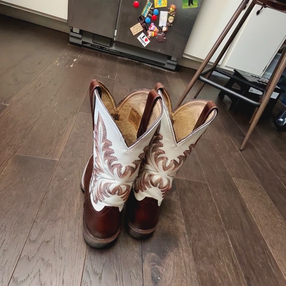 Ariat Mens 10.5 Renegade Cowboy Boot - Mahogany - Picture 3 of 16